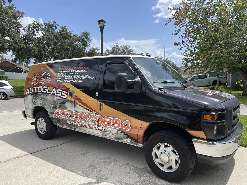  The Essential Dos and Don’ts of Auto Glass Safety